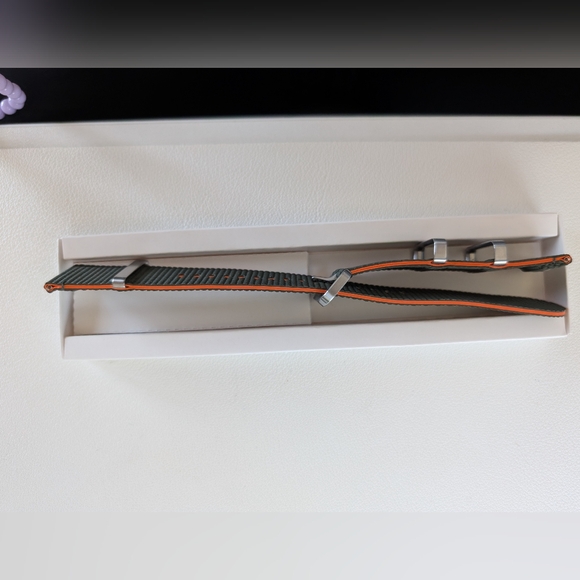 NEW Galaxy Watch7 Athleisure Band, S/M, Green - Picture 4 of 4